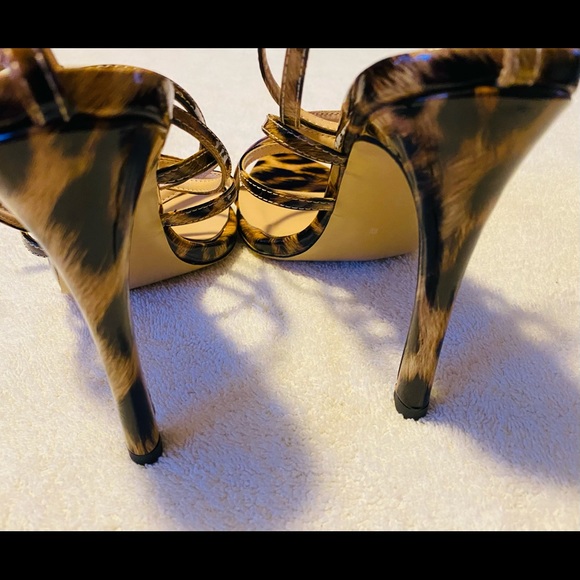 Brand New Stylish Heels By ONLY MAKEN - Heel Height Is 4.5 Inches - Box 47 - Picture 5 of 8